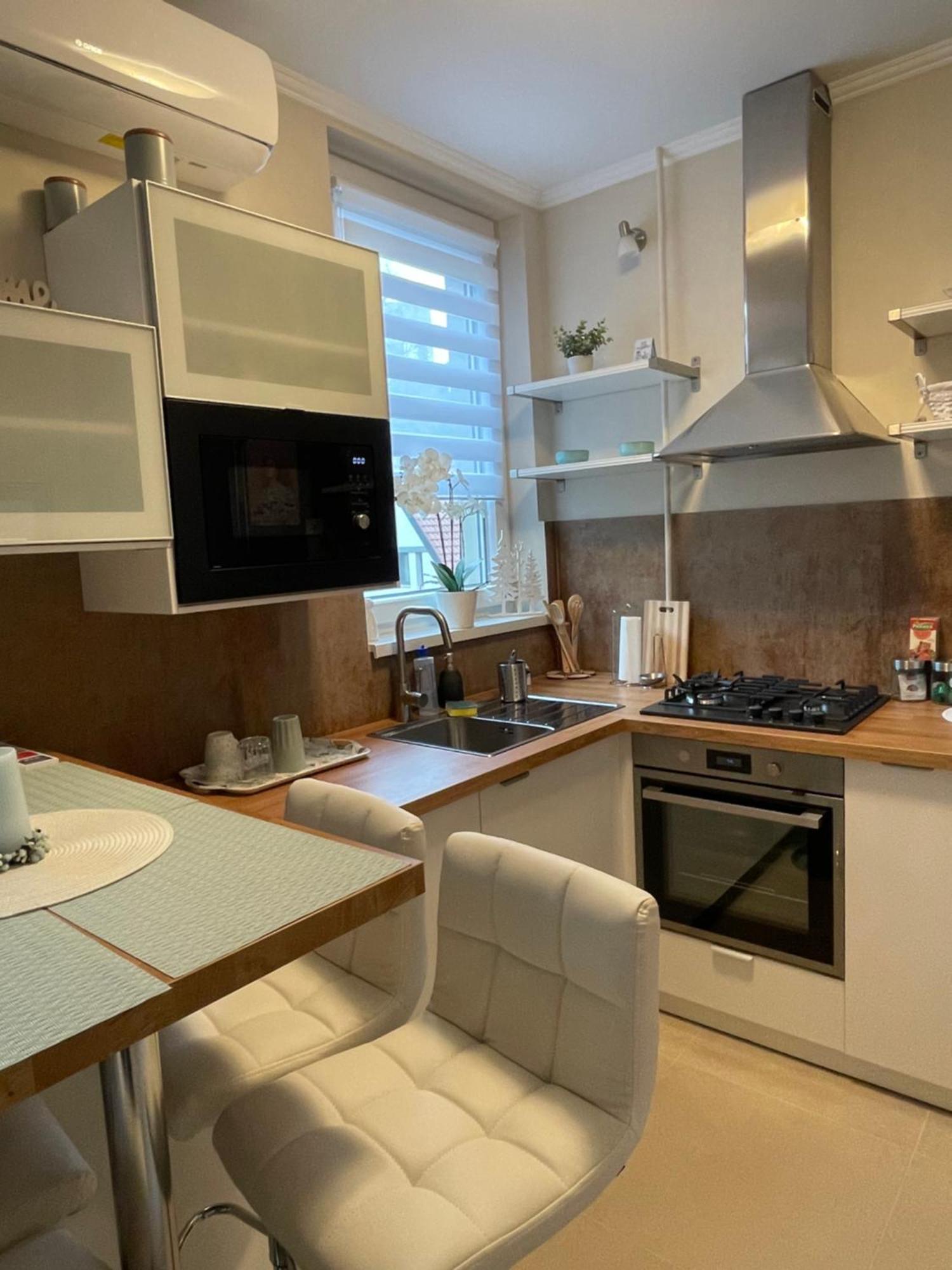 Syl Via Apartman Eger Extérieur photo